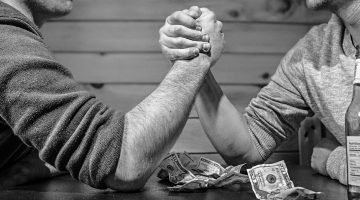 How Is Cash Out Calculated? What Drives the Numbers Offered by Bookmakers